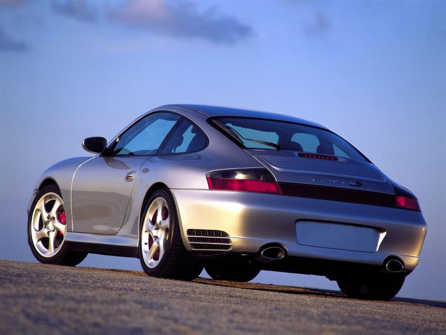  Porsche 911 Carrera 4S 2002 года  (фото 6 из 20)